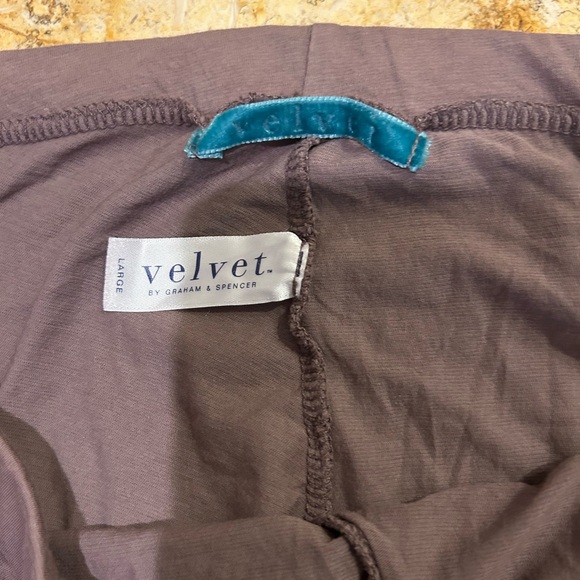 *NWOT* Velvet by Graham & Spencer Leggings - Picture 3 of 5